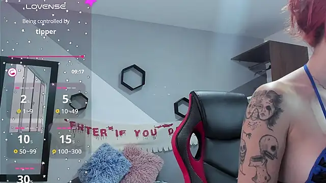 Snapshot of Danniela_rivera chatting on December 13, 12:06 pm Danniela rivera online show from December 13, 12:06 pm