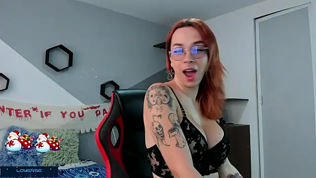 Snapshot of Danniela_rivera chatting on December 27, 12:01 pm Danniela rivera online show from December 27, 12:01 pm