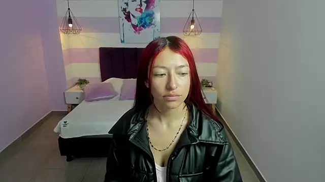 Scarlett  bell online show from November 10, 1:10 pm