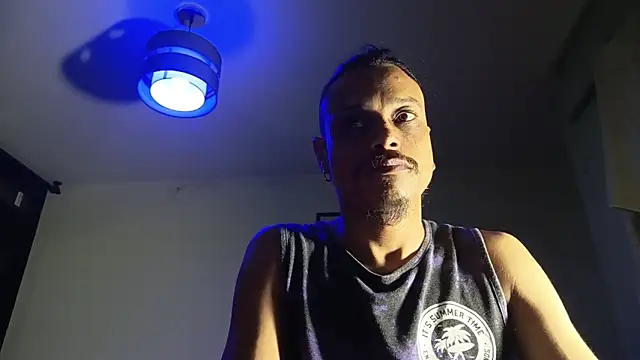 villanocat online show from May 9, 3:34 am