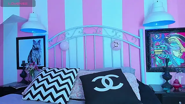 Liah Grey8 online show from February 22, 9:15 pm