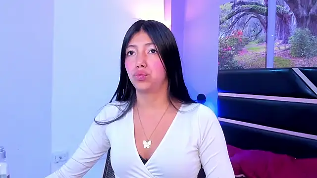 KimberlyVillaLobos online show from January 20, 11:35 am
