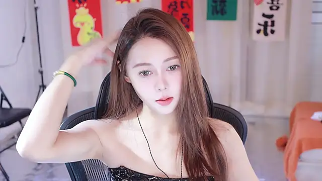 Roseonly  online show from March 8, 3:28 am