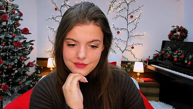 Snapshot of showmeparadise chatting on December 14, 12:12 pm showmeparadise online show from December 14, 12:12 pm