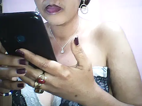 layanah12 online show from September 9, 6:18 pm