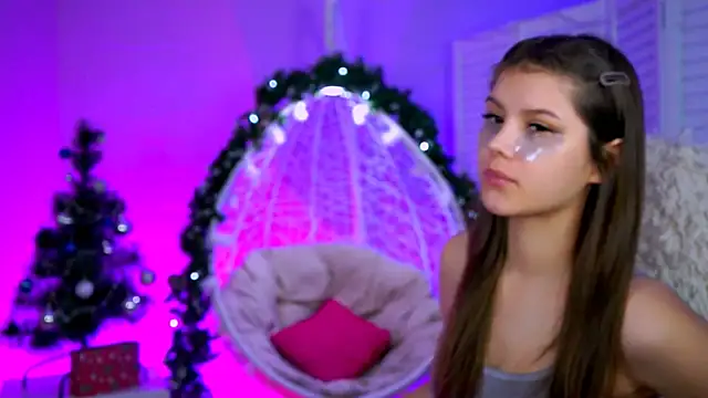 Snapshot of EvaThopson chatting on January 17, 7:02 am EvaThopson online show from January 17, 7:02 am