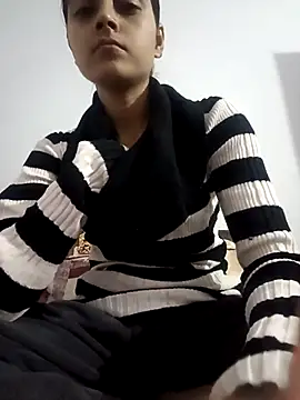 Snapshot of pikubaby chatting on November 7, 6:52 pm pikubaby online show from November 7, 6:52 pm