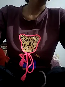 Snapshot of pikubaby chatting on November 12, 8:30 pm pikubaby online show from November 12, 8:30 pm