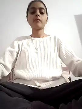 Snapshot of pikubaby chatting on November 13, 7:35 pm pikubaby online show from November 13, 7:35 pm