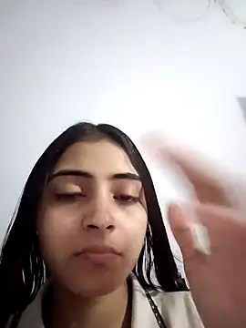 Snapshot of pikubaby chatting on February 1, 7:34 pm pikubaby online show from February 1, 7:34 pm