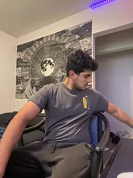 krispykreme17 online show from December 4, 5:05 am