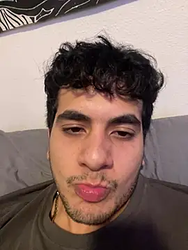 krispykreme17 online show from December 15, 6:40 am