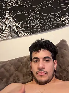 krispykreme17 online show from March 19, 5:55 am