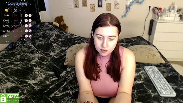 Snapshot of BettyandRich_ chatting on January 17, 8:19 am BettyandRich online show from January 17, 8:19 am