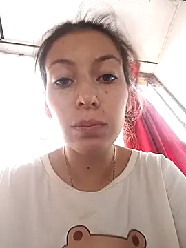 Snapshot of Tefannyy_ chatting on February 13, 2:42 pm Tefannyy online show from February 13, 2:42 pm