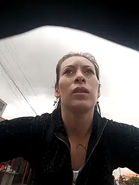 Snapshot of Tefannyy_ chatting on February 26, 2:36 pm Tefannyy online show from February 26, 2:36 pm