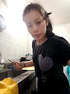 Snapshot of Tefannyy_ chatting on March 3, 2:37 pm Tefannyy online show from March 3, 2:37 pm