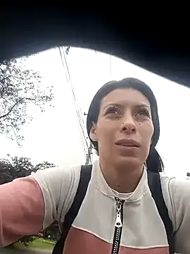 Snapshot of Tefannyy_ chatting on March 6, 6:26 pm Tefannyy online show from March 6, 6:26 pm