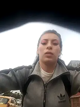 Snapshot of Tefannyy_ chatting on March 14, 10:05 pm Tefannyy online show from March 14, 10:05 pm