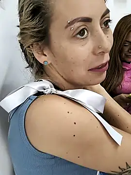 Snapshot of Tefannyy_ chatting on September 27, 5:40 pm Tefannyy online show from September 27, 5:40 pm