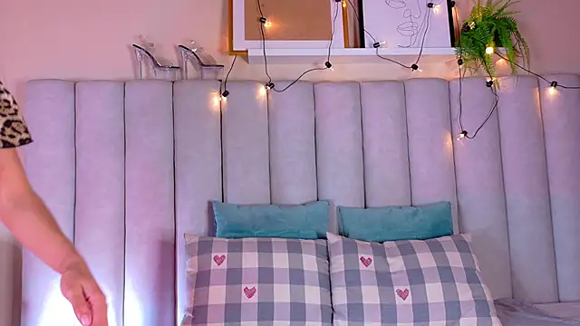 ChanelAdamss  online show from October 3, 2:52 am