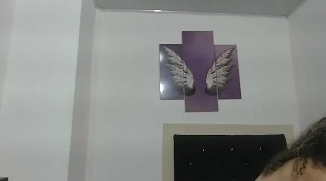 Snapshot of ariellth chatting on February 16, 11:05 pm ariellth online show from February 16, 11:05 pm