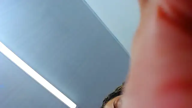 Snapshot of ariellth chatting on March 1, 4:44 pm ariellth online show from March 1, 4:44 pm