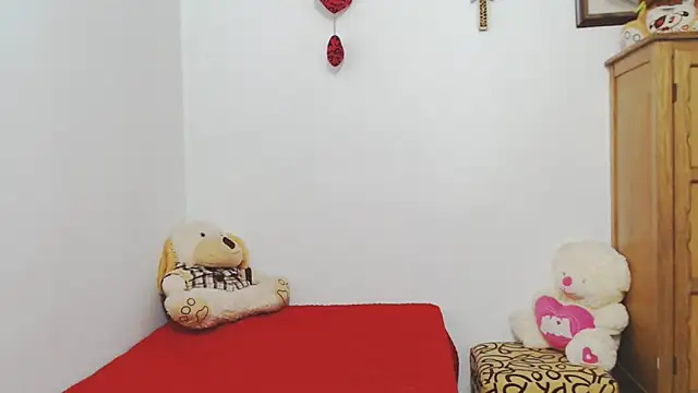 Snapshot of ariellth chatting on October 14, 2:40 pm ariellth online show from October 14, 2:40 pm