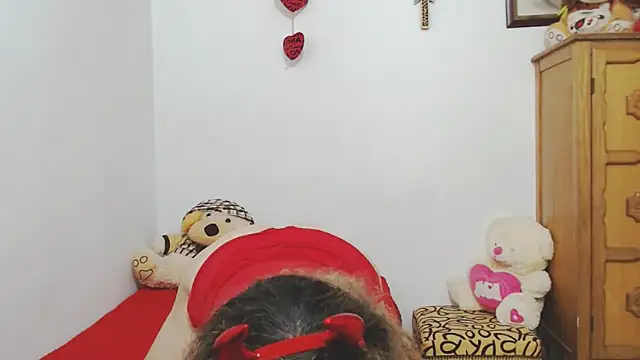 Snapshot of ariellth chatting on October 17, 5:37 pm ariellth online show from October 17, 5:37 pm