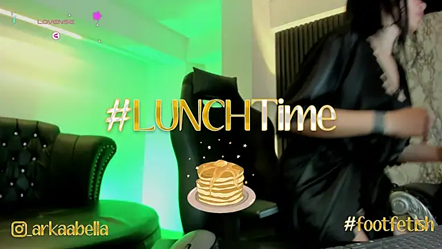 ArkaBella online show from March 8, 8:46 pm