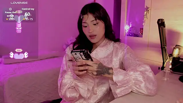 Snapshot of Ju_Kyung chatting on December 16, 1:54 am Ju Kyung online show from December 16, 1:54 am