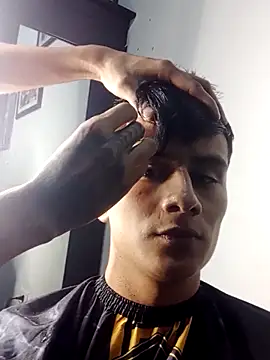 Snapshot of The__Rodriguez chatting on March 9, 1:35 am The Rodriguez online show from March 9, 1:35 am