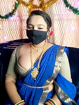 Snapshot of Deshi_Chori chatting on January 8, 8:38 am Deshi Chori online show from January 8, 8:38 am
