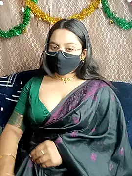 Snapshot of Deshi_Chori chatting on February 8, 3:21 pm Deshi Chori online show from February 8, 3:21 pm