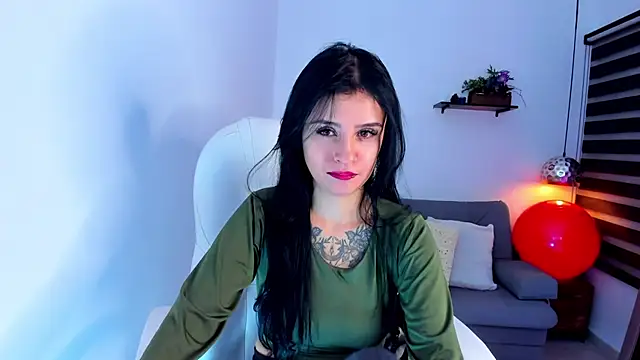 yenny garcia online show from December 5, 12:36 pm