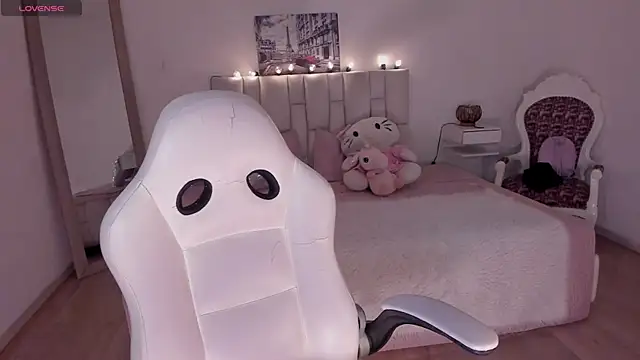 yenny garcia online show from February 24, 6:06 pm