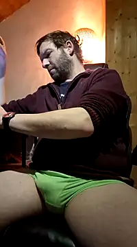 Snapshot of Augsburgfun chatting on December 10, 5:55 pm Augsburgfun online show from December 10, 5:55 pm