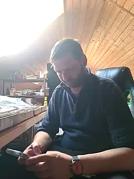 Snapshot of Augsburgfun chatting on February 8, 10:39 am Augsburgfun online show from February 8, 10:39 am