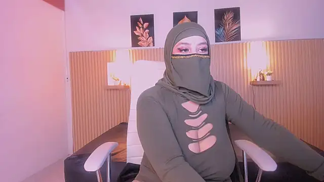 cloe sirena online show from March 25, 3:40 pm