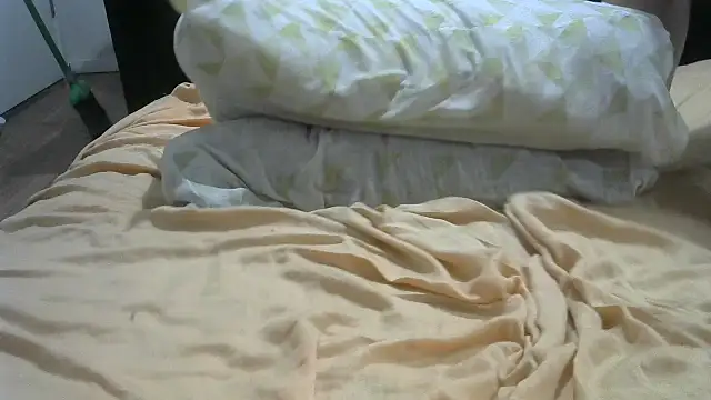 Bahitwife33 online show from February 16, 1:35 am