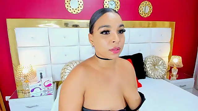 EileenBenzon online show from December 11, 11:00 pm