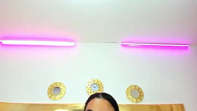 EileenBenzon online show from January 29, 12:43 am