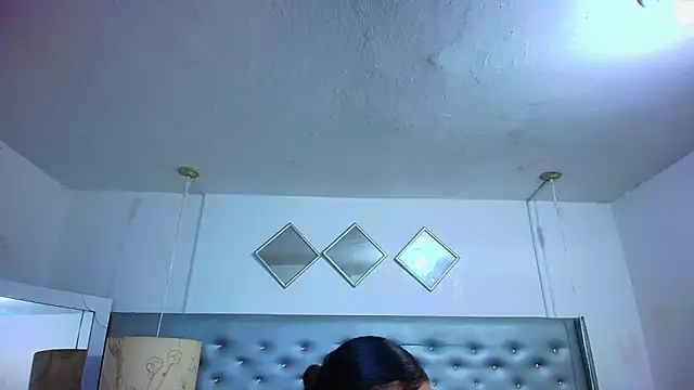 EileenBenzon online show from March 5, 2:24 pm