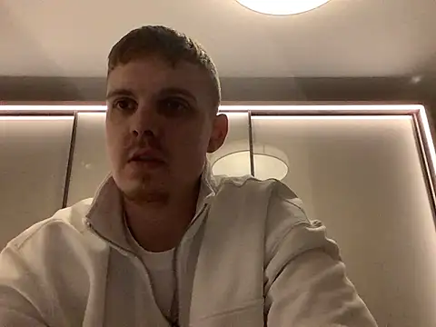 neilho1 online show from January 17, 6:54 pm