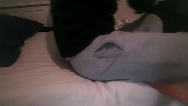 an4y8ot online show from December 14, 11:29 am