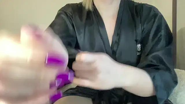 YourGreekAnna online show from March 3, 2:04 pm