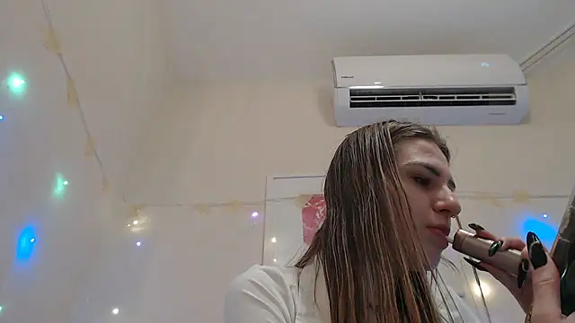 Only Mane online show from December 29, 5:12 pm