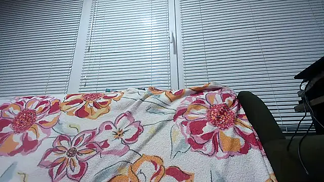 Only Mane online show from March 6, 10:04 pm