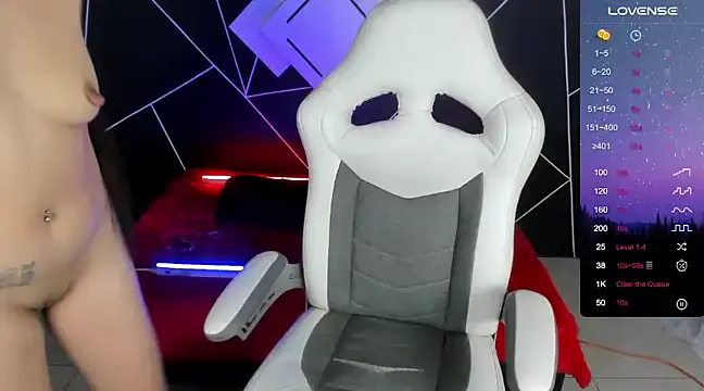 sofiakey online show from January 28, 9:19 am