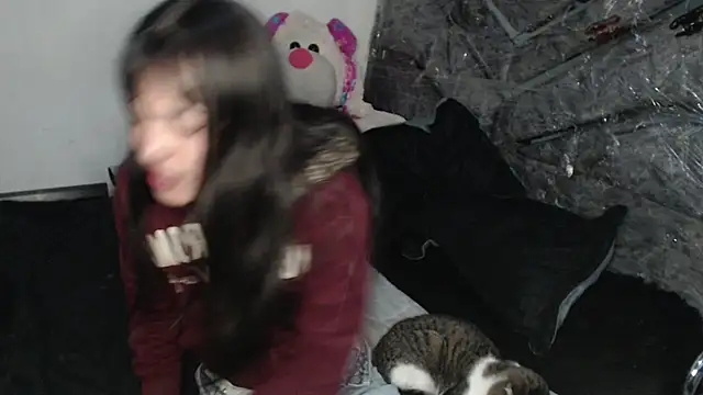 skinny sweet2411 online show from February 16, 8:05 pm